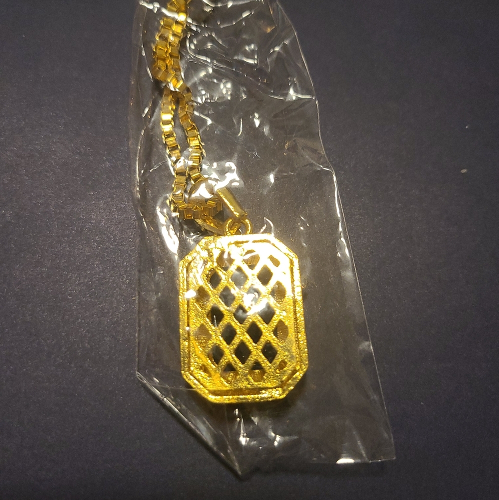 "Nerucci" Chain - Picture 3 of 4